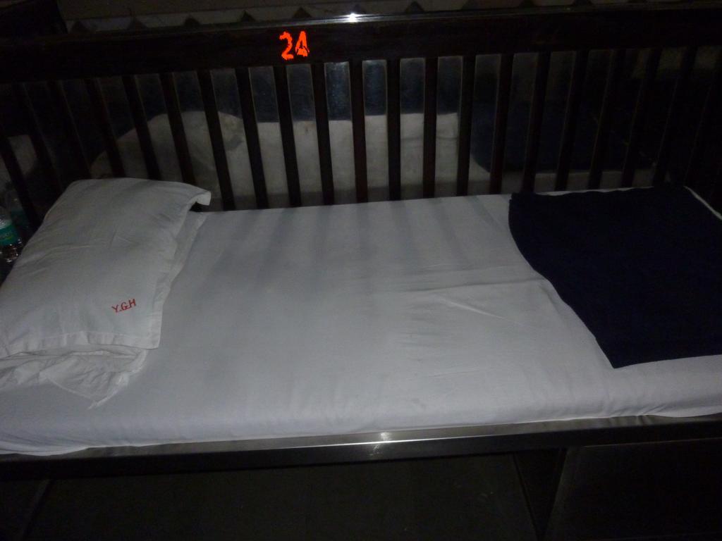 Yadgar Guest House 뭄바이 외부 사진