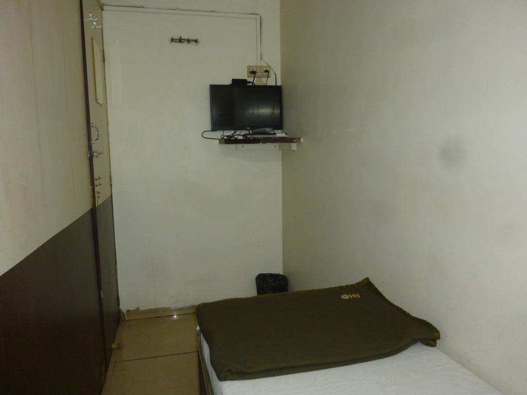 Yadgar Guest House 뭄바이 외부 사진