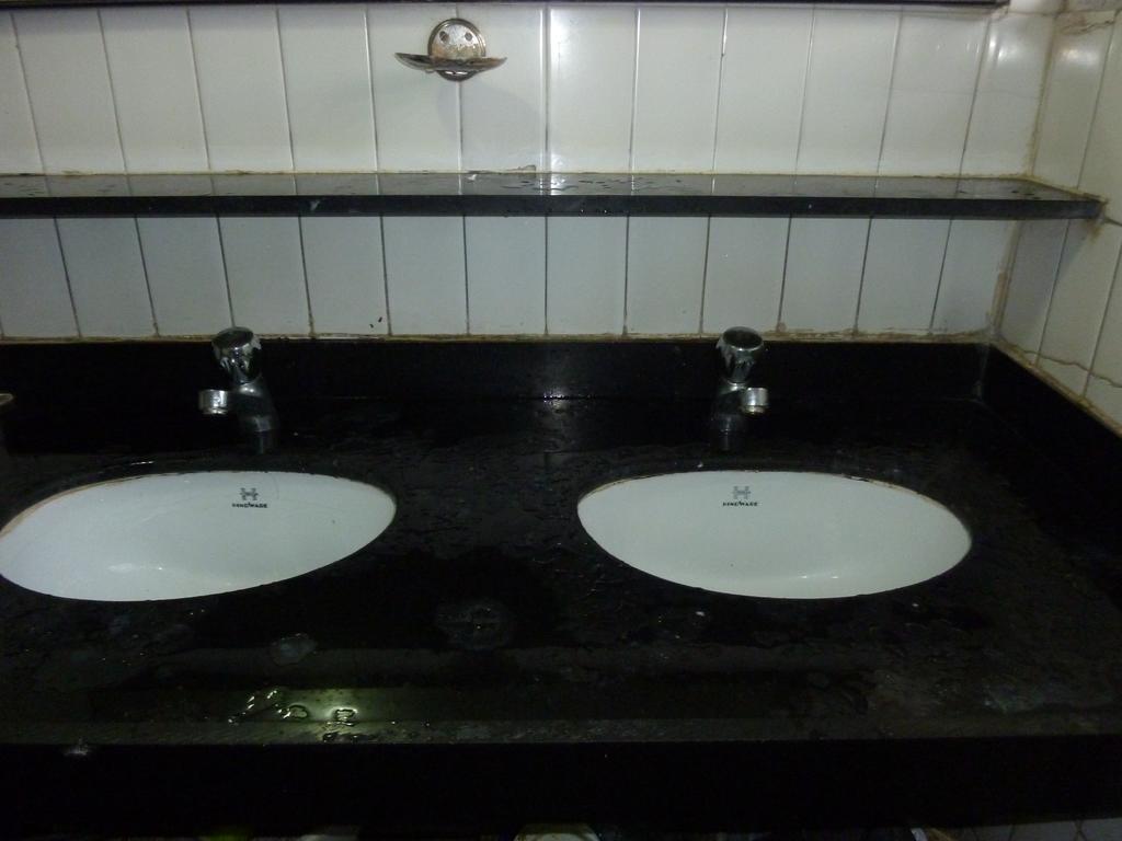 Yadgar Guest House 뭄바이 외부 사진