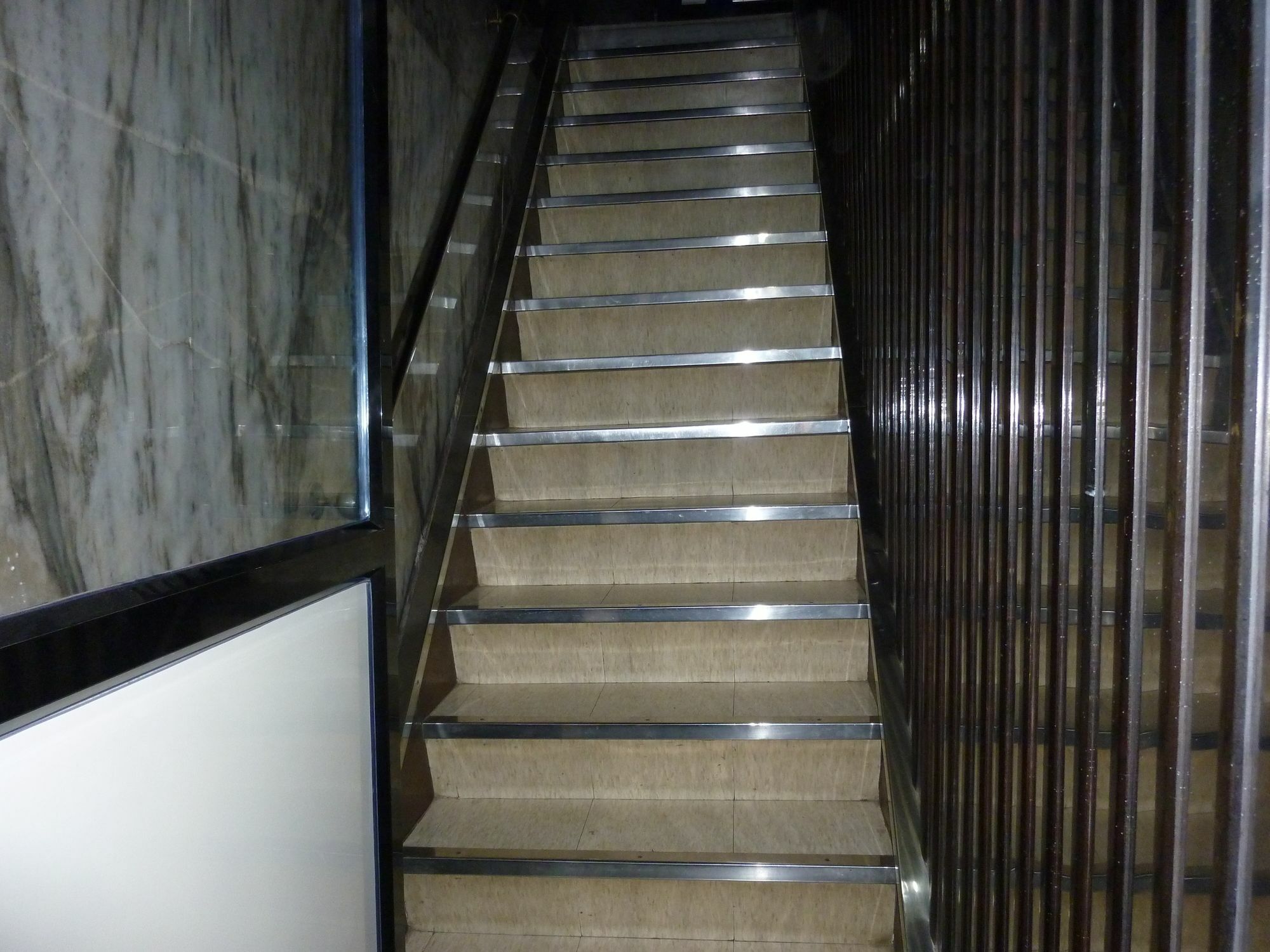 Yadgar Guest House 뭄바이 외부 사진