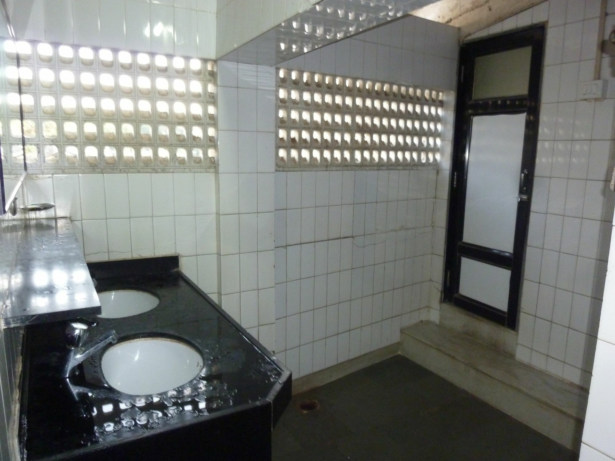 Yadgar Guest House 뭄바이 외부 사진